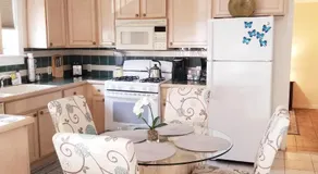 Old Town Suites - Image 2