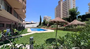 Bright Flat 1 min from Beach with parking - Image 2