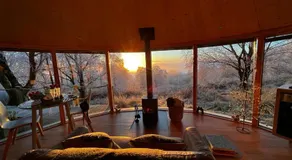 Craigmaddie Muir Roundhouse with Hot Tub Romantic, Luxury, Rural Stay for 2 Near Milngavie - Image 2