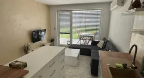 Sunny apartment on the lakes - Image 4