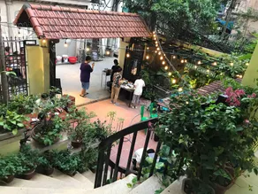 Alley Garden Homestay - Image 2