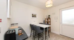Foxglove House - Image 5