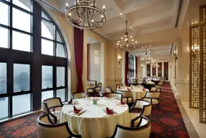 Yin Run Jin Jiang Castle Hotel - Image 5