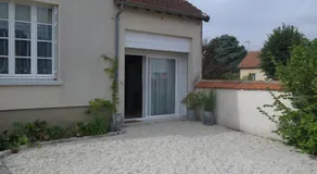 Duplex contemporain terrasse extérieure parking - Image 4