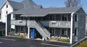 The Ship Motel - Image 4