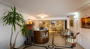 Hotel Art - Image 3