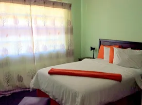 Sharon Avenue Guesthouse - Image 3