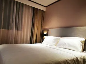 Hanting Hotel Wuhan Lingjiao Lake Wanda Plaza - Image 4