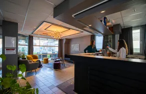 Enter Amalie Apartment Hotel - Image 4