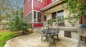 Near UT Pet Friendly w Parking 3BR 2.5BA in Walkable Area By Austin Vacay - Image 5