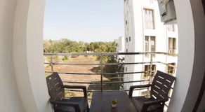 Royal Beach Service Apartment - Image 4