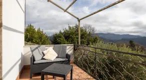 Villa Pina First floor Villa Apartment 6 guests Near Cinque Terre in nature Balcony Valley View Shared pool Hiking trails - Image 2