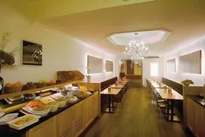 XO Hotels City Centre - Image 3