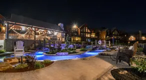 LUXURY Lakefront Villa-Theatre Room ~ Bassäng ~ Lazy River ~ Kajaker ~ Badplats ~ 2Mi till SDC - Image 4