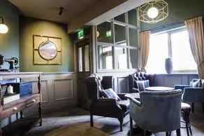 Stamford Gate Hotel - Image 3