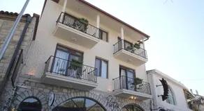 Pietra Social House - Image 3