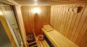 Modern Seaside Townhouse feat Sauna near Brighton - Image 4