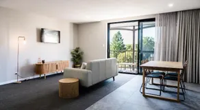 107 George - Image 3