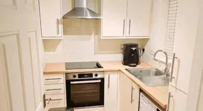 Guest Room stay in Dartford- Close to all amenities - Image 4