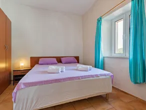 Snug Apartment in Pučišća near the Beach - Image 3