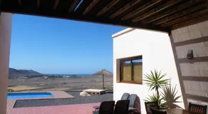 VILLA FUERTEVENTURA Fantástica Villa vistas al mar piscina climatizada - Image 4