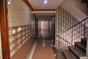 C M HOTEL NEW - Image 5