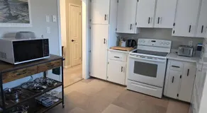 3 Bedroom Near Airport - Image 4