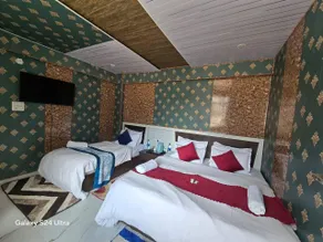 Hotel Vishnu Sarovar - Image 4