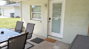 Private Entrance 1 Bd Guest Suite in Cypress Gardens near Legoland - Image 3