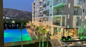 Domus Hotel & Apartments - Image 2
