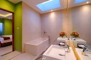 Luxury 2-Bedroom Home w/Private Pool #R13 - Image 5