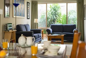 Bellevue Bed & Breakfast - Image 2