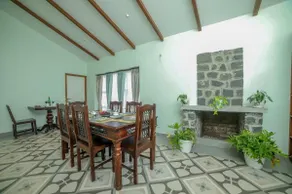 The Lake House - Image 3
