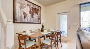 8843 GC Windsor at Westside Luxury 5 BR Townhome - Image 4