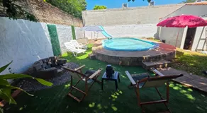 Casa familiar estilo colonial a metros del lago - Image 3
