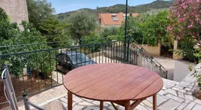 ESTIA Holiday Apartment & Studio - Image 4