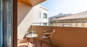 Bravissimo Falcó, 3 bedrooms and balcony - Image 4