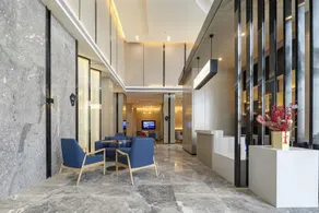 South Suburb Hotel - Image 4