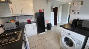 Fenia Estate - Image 5