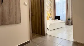 CENTER rooms - Image 3