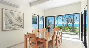 Beachfront Haven On Collingwood Beach - Image 3