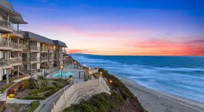 Charming Coastal Retreat in Solana Beach - Image 2