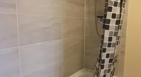 Double room&Private bath near the Square Mile - Image 2