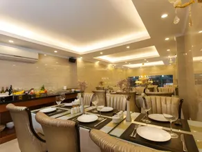Hanoi Diamond King Hotel & Travel - Image 4
