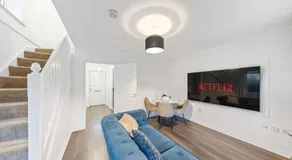The Bridge 2 Bedroom House - Image 4