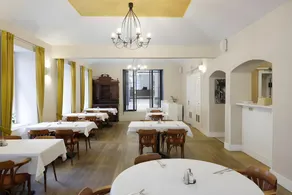 Three Crowns Hotel Prague - Image 2