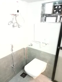 Hotel New Sarah Inn - Image 2