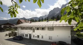 Enzian Apartments - Image 5
