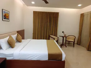 CLIFFVIEW RESORT - Image 2