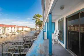 Spinnaker 317 - WATERFRONT/BOAT SLIP! - Image 5
